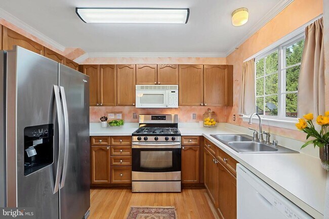 Building Photo - 14111 Autumn Cir