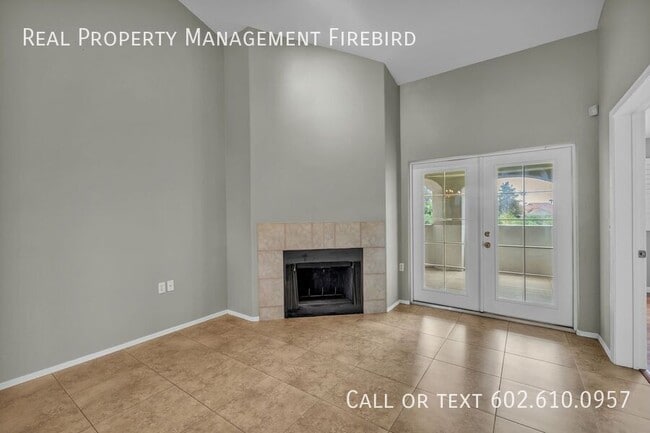 Building Photo - 10401 N 52nd St