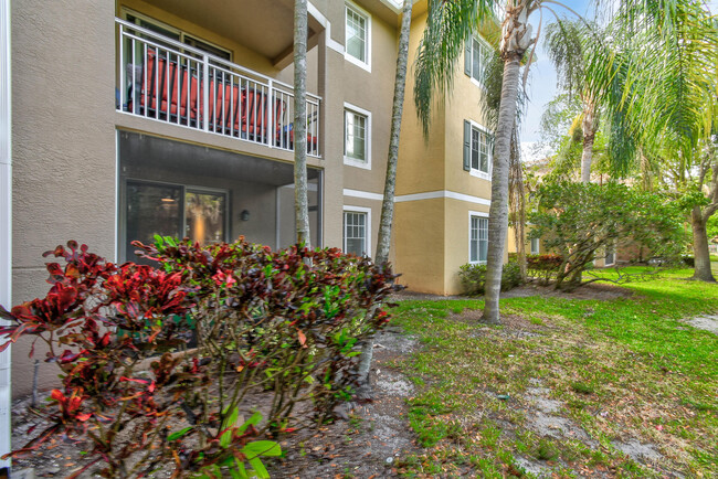 Building Photo - 6565 Emerald Dunes Dr