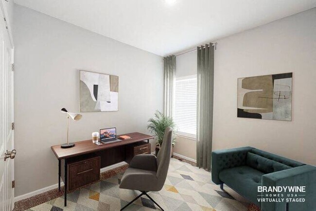 Building Photo - 713 Poplar Cir