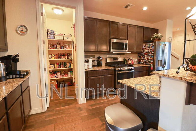 Building Photo - 2429 W Bruce Balle Dr