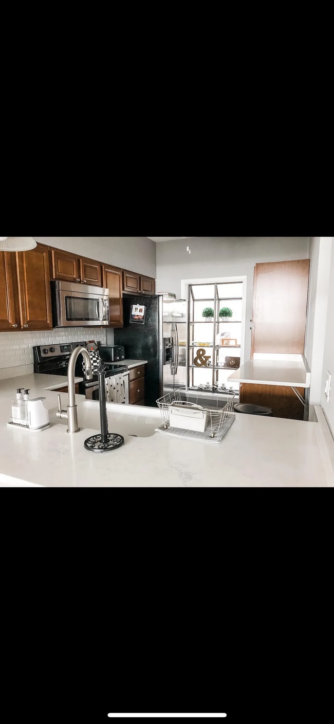 Building Photo - 5105 Beachwalk Pl