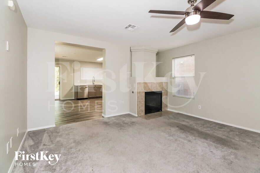 Building Photo - 3239 N Rambling Creek Pl