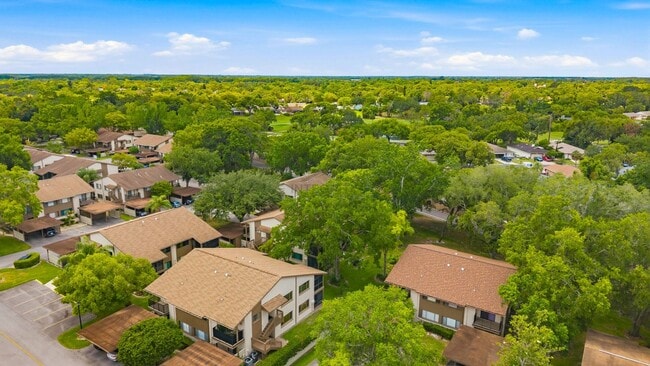 Building Photo - 8305 Sand Wedge Cir