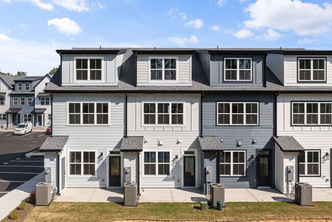 Building Photo - **OFFERING RENT DISCOUNT PROMOTION FOR FIRST 6 MONTHS** New Construction 4BD, 3.5BA Raleigh Townh...