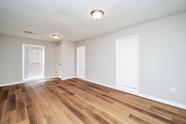 Building Photo - “You Won’t Believe the Space — Gorgeous 4BR Hueytown Home”