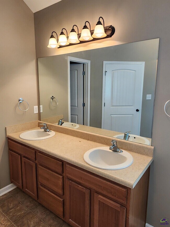 Building Photo - 103 Haven Way