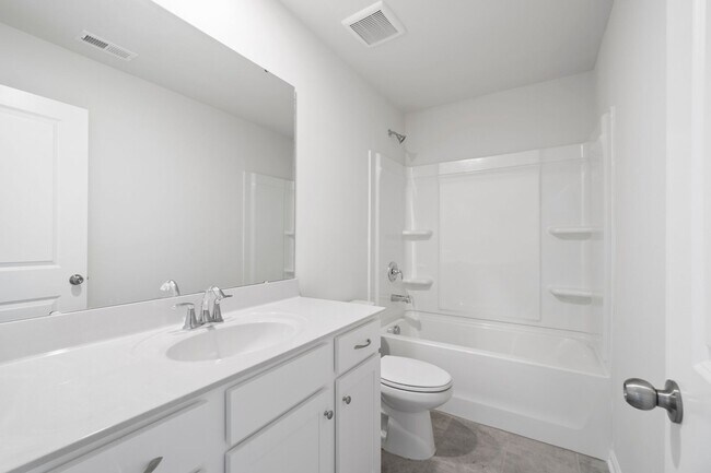 Building Photo - Almost Brand New Home 4 Bedroom with 2.5 b...