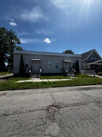 Building Photo - 1417 Buckingham St