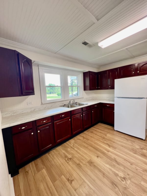 Building Photo - 1036 Blue Springs Rd