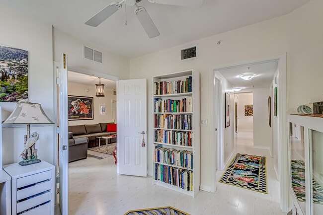 Building Photo - 4801 PGA Boulevard