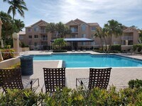 Building Photo - 10420 SW 158th Ct