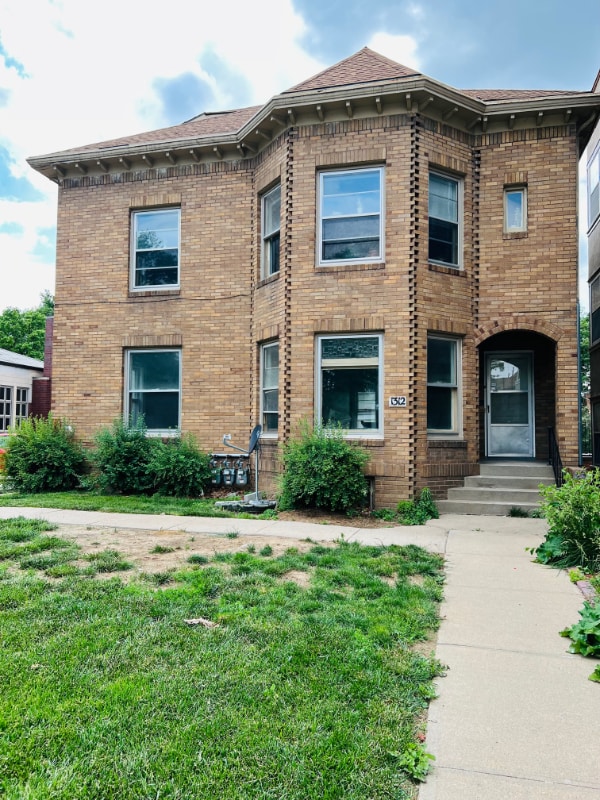 Primary Photo - 1312 S 32nd St