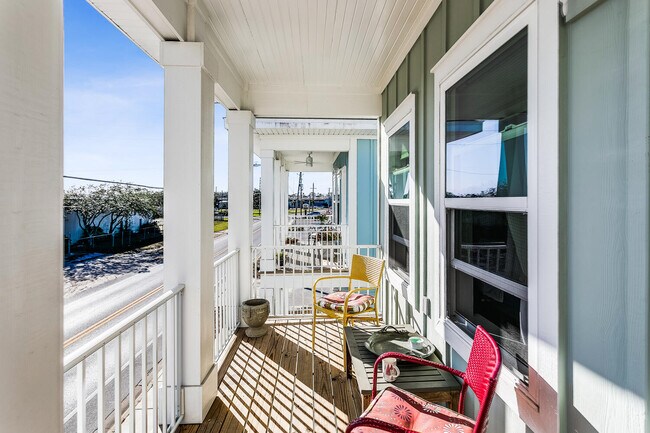 Upstairs patio - 714 W Main St