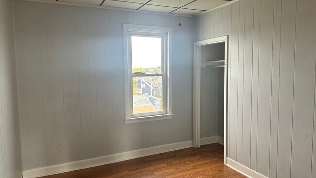 Building Photo - 190 Jefferson St