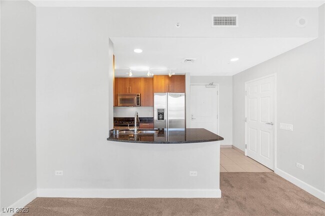 Building Photo - 200 W Sahara Ave