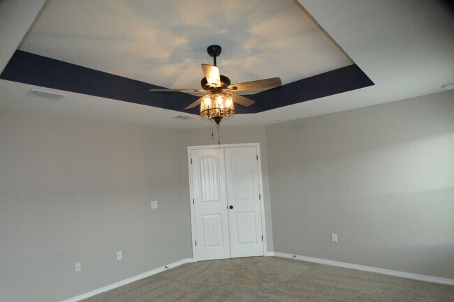 Building Photo - 3-Bedroom Home - The Woodlands