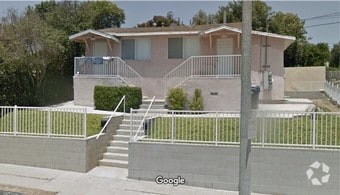 Primary Photo - 2483 Chelsea St