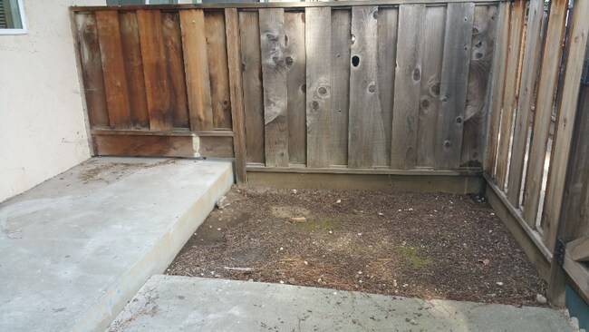 Building Photo - 1156 Ayala Dr