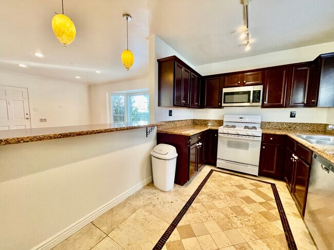 Kitchen- Open Layout - 1760 11th St