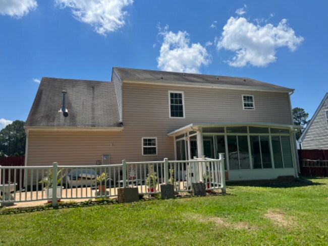 Building Photo - 2812 Amherst Ridge Way