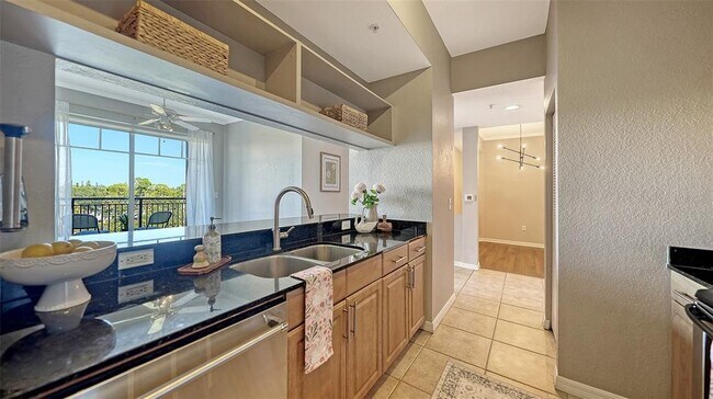 Building Photo - 1064 N Tamiami Trl