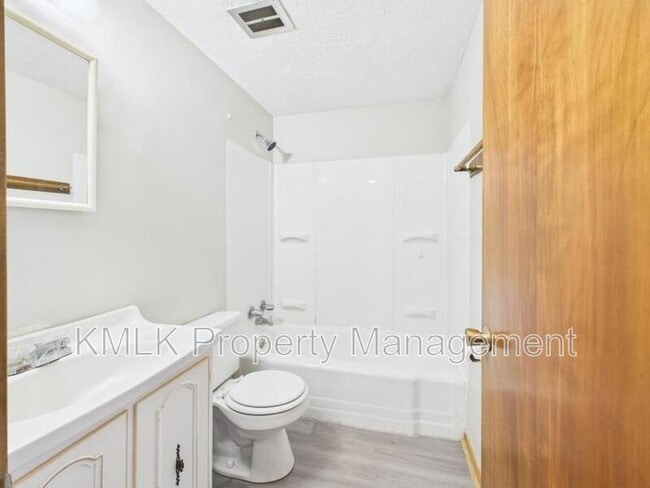 Building Photo - 1107 38th St NW