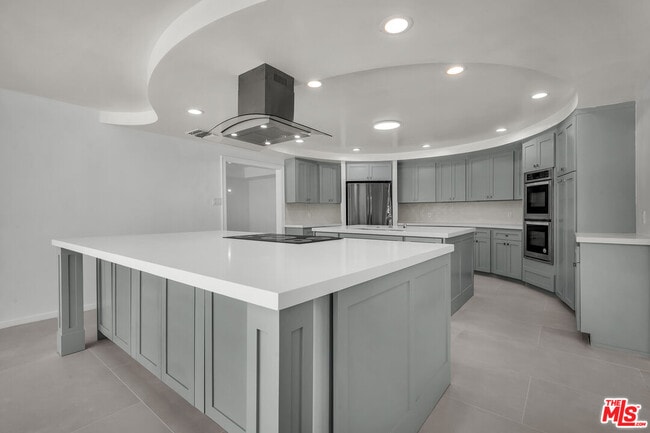 Building Photo - 17606 Camino De Yatasto