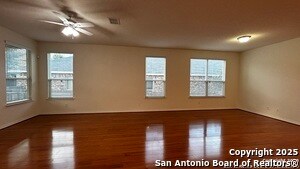 Building Photo - 1323 Hummingbird