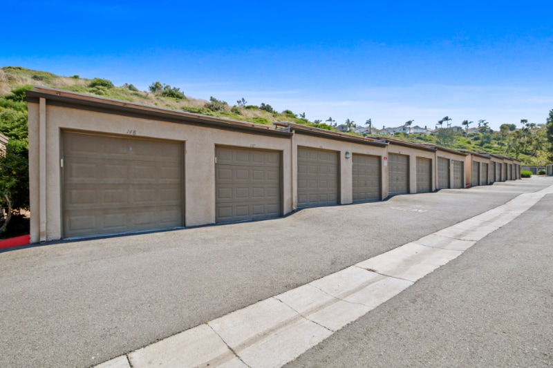 Building Photo - 1070 Calle Del Cerro