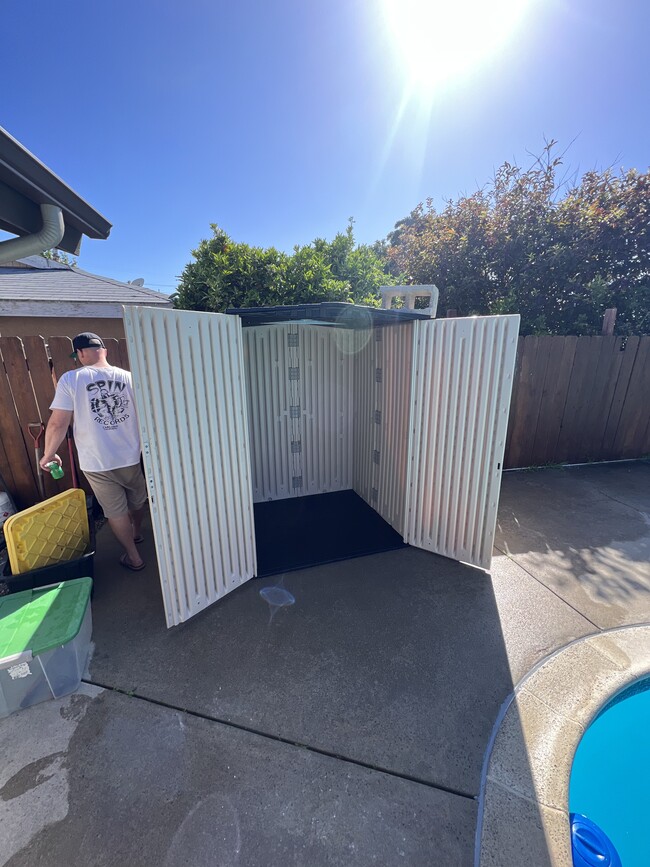 Building Photo - 3514 Hacienda Dr