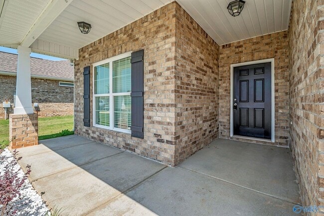 Building Photo - 147 Ivy Vine Dr