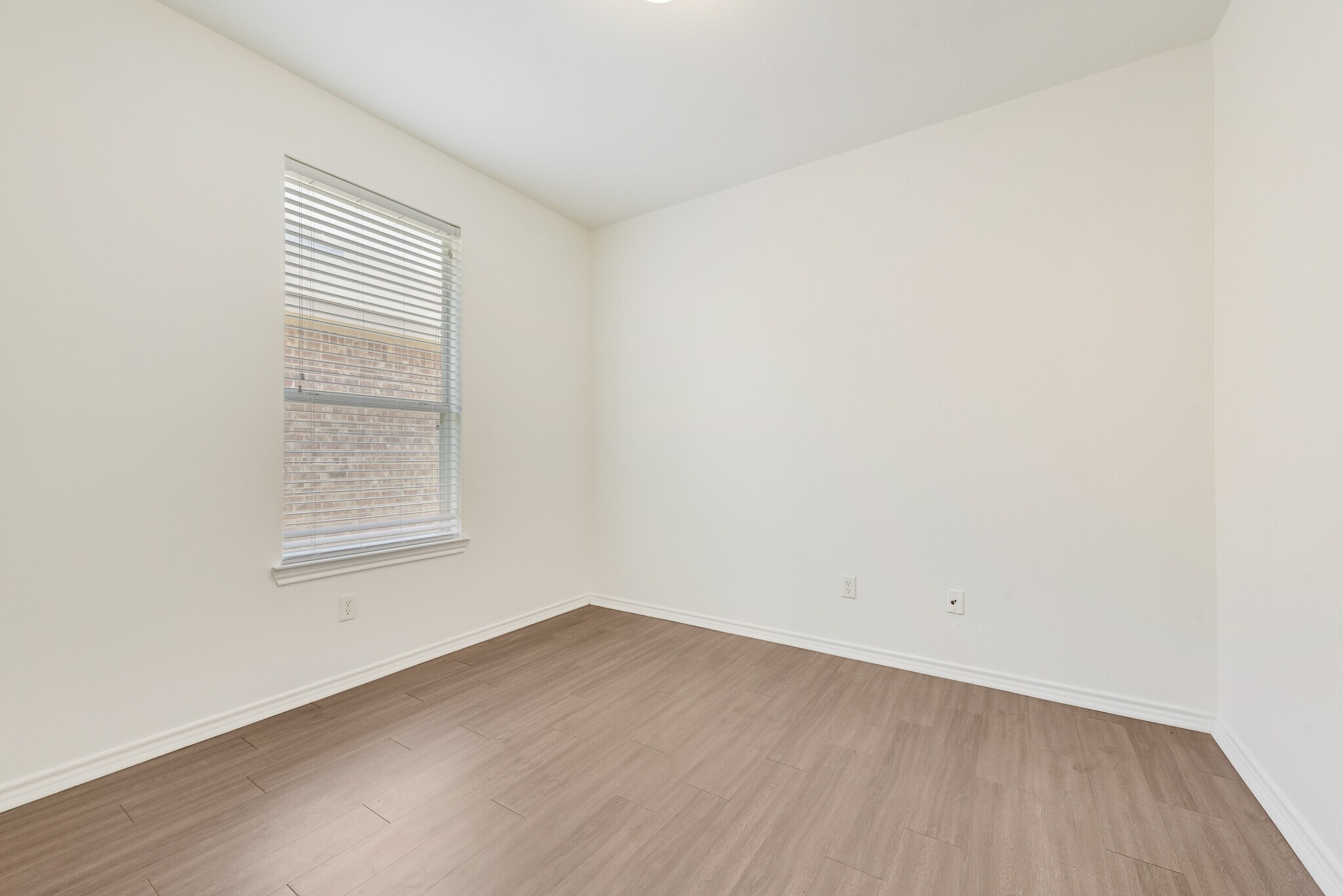 Building Photo - 358 Armstrong Ln