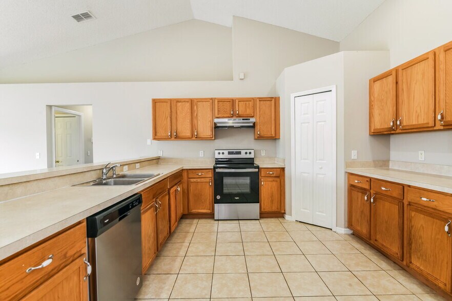 Building Photo - 1138 Orne Ct