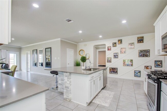 Building Photo - 29414 Emilys Rock Ln