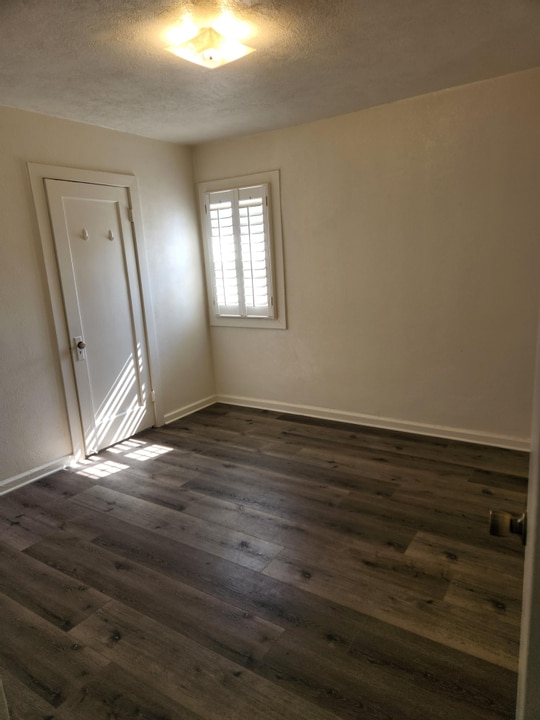 Building Photo - 508 E Cleveland Ave