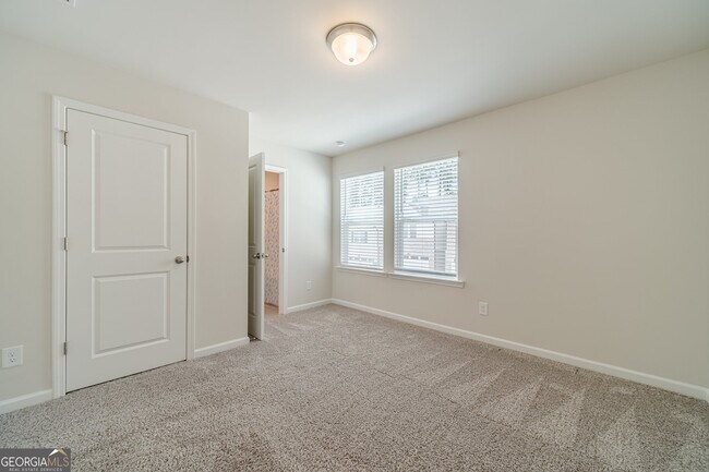Building Photo - 1412 Villageside Ct