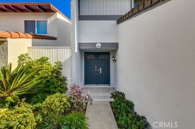 Building Photo - 7030 Seawind Dr