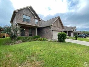 Building Photo - 2486 Redford Dr
