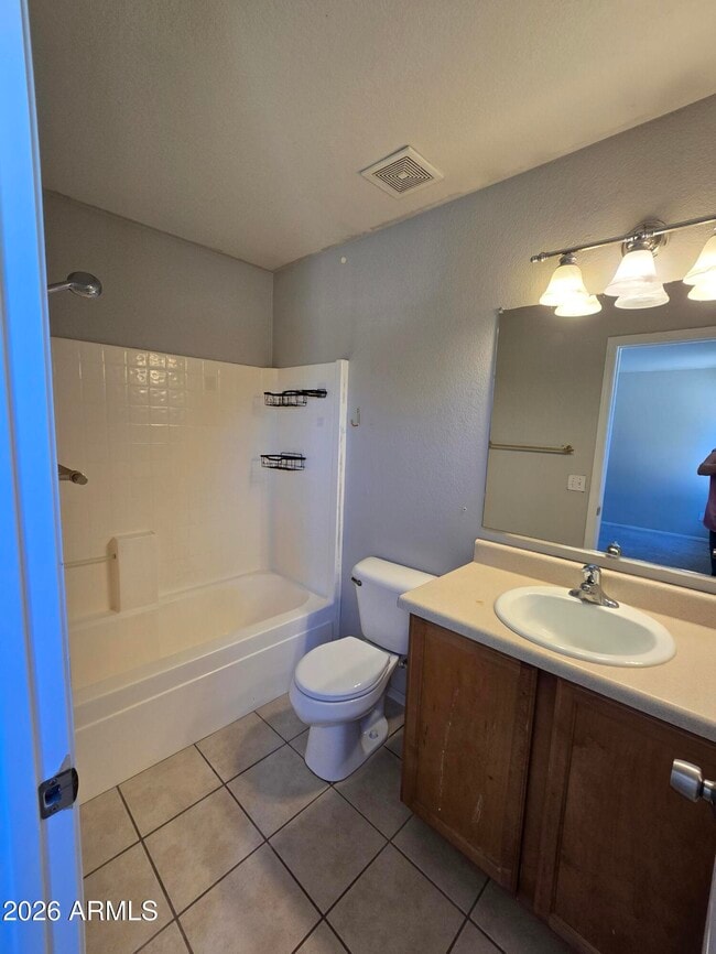 Building Photo - 15702 W Watson Ln