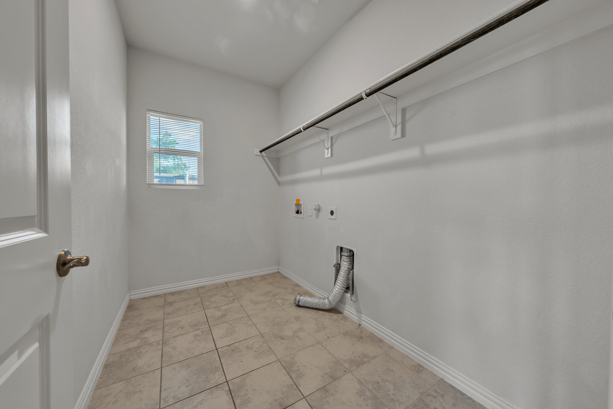 Building Photo - 10012 Callan Ln