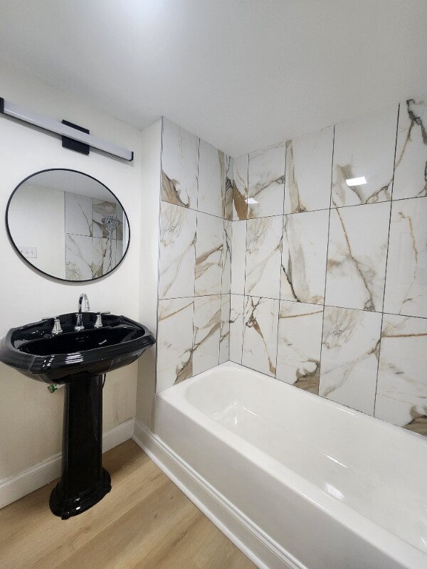 Building Photo - 2234 Lapeyrouse St