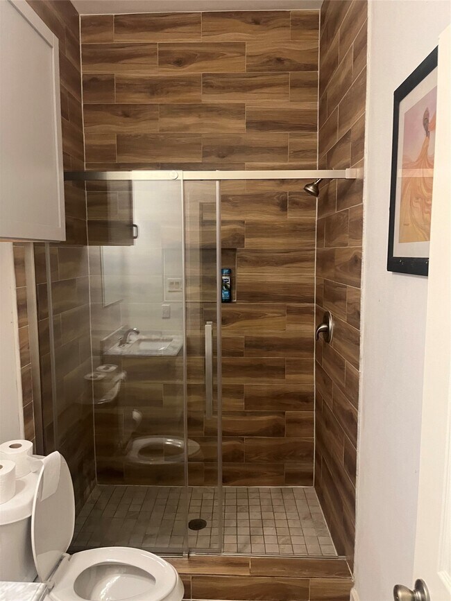 Building Photo - 3209 Ennis St