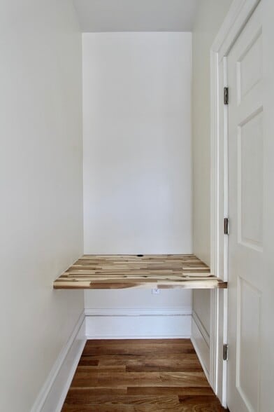 Building Photo - 81 Summer St