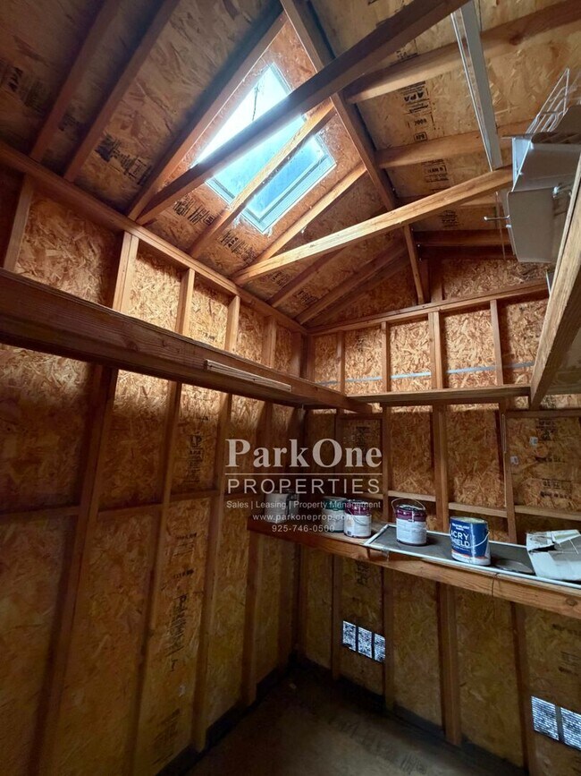 Building Photo - 5098 Black Oak Rd