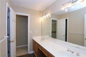 Building Photo - 3986 Fox Glen Dr