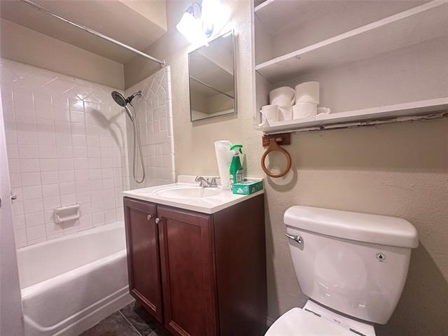 Building Photo - 1122 Bowie St