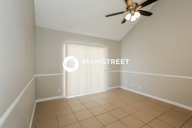 Building Photo - 3 Bedroom Pet-Friendly Home in LAS VEGAS, NV with Main Street Renewal