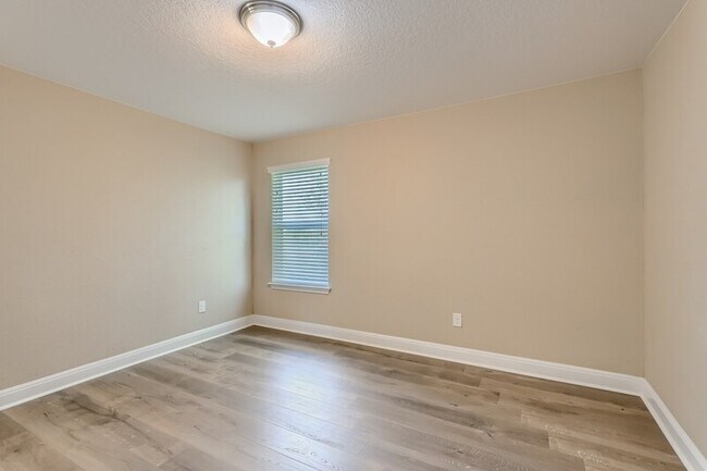 Building Photo - 12203 Presidio Path