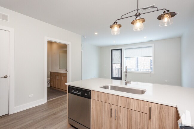 Building Photo - 2111 S Halsted St